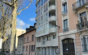 Le 44 - La Gare A Vos Pieds, Sejour D'Affaires Ou Decouverte Urbaine